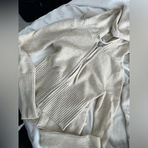 Hollister “Gilly Hicks” Set